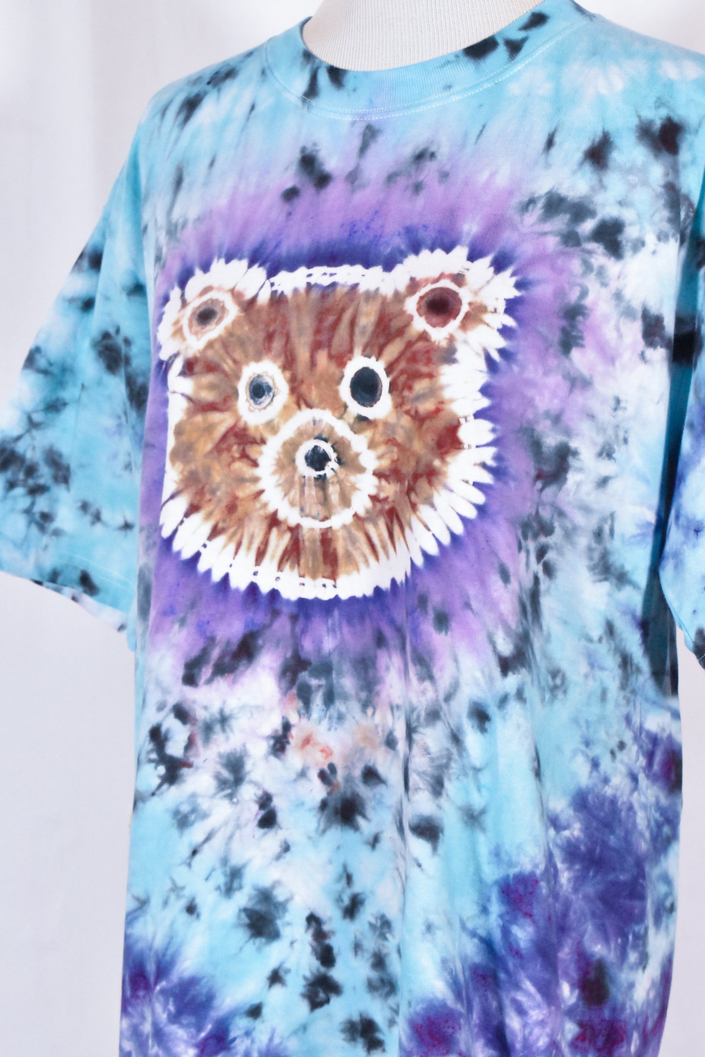 Snuggle BEAR Cotton Tee size Large