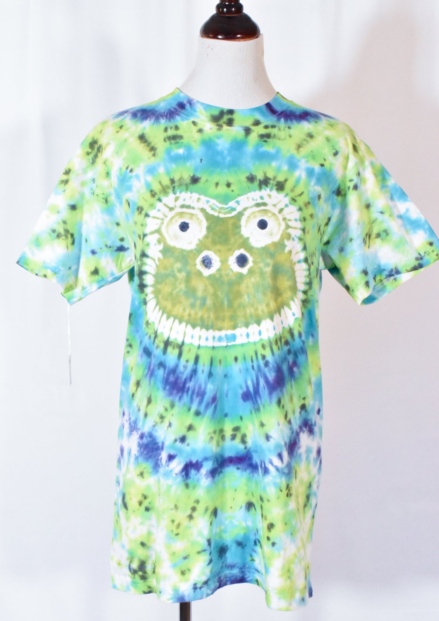 Froggy Face Cotton Tee size Medium