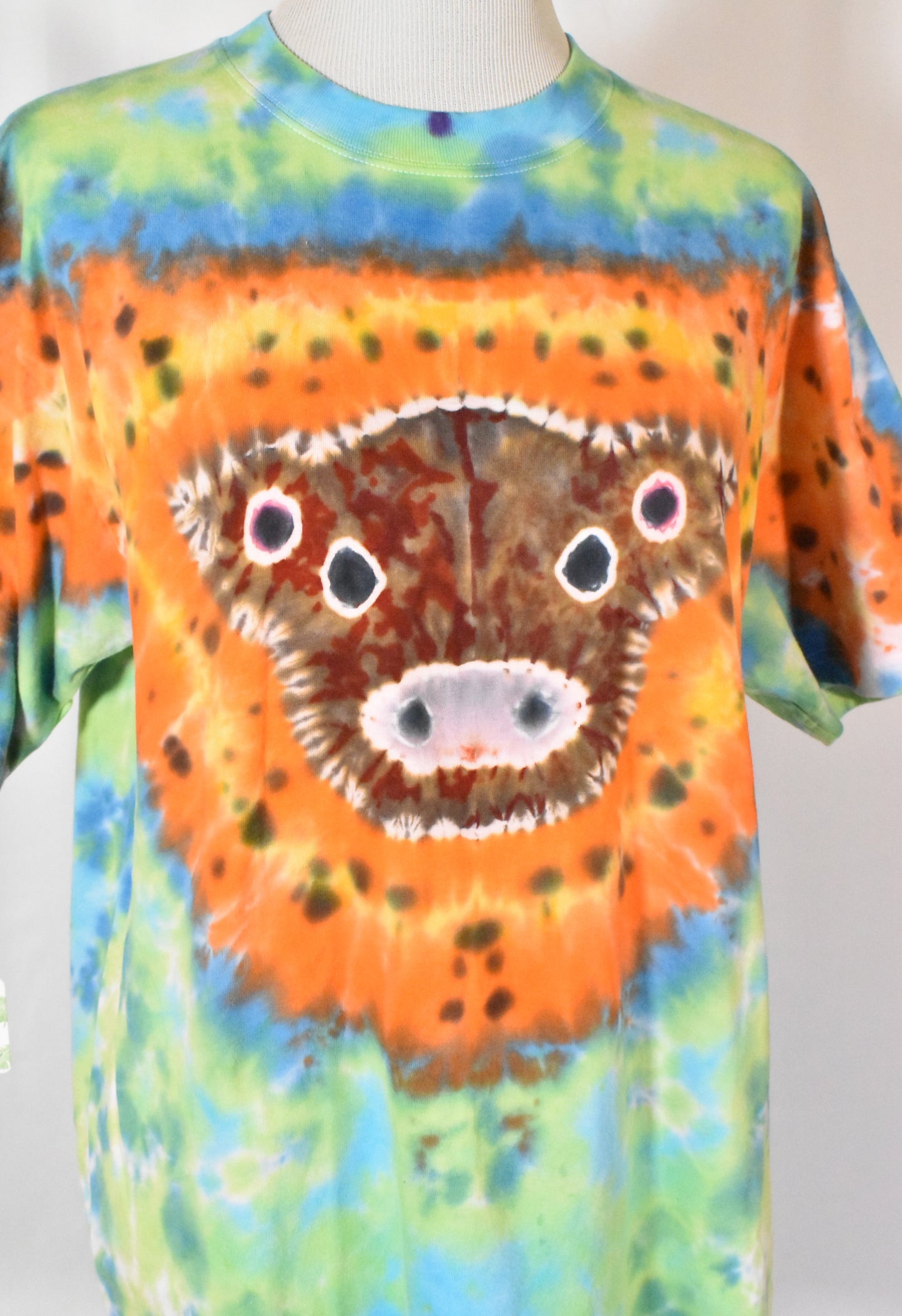 How Now BROWN Cow? Cotton Tee size Large