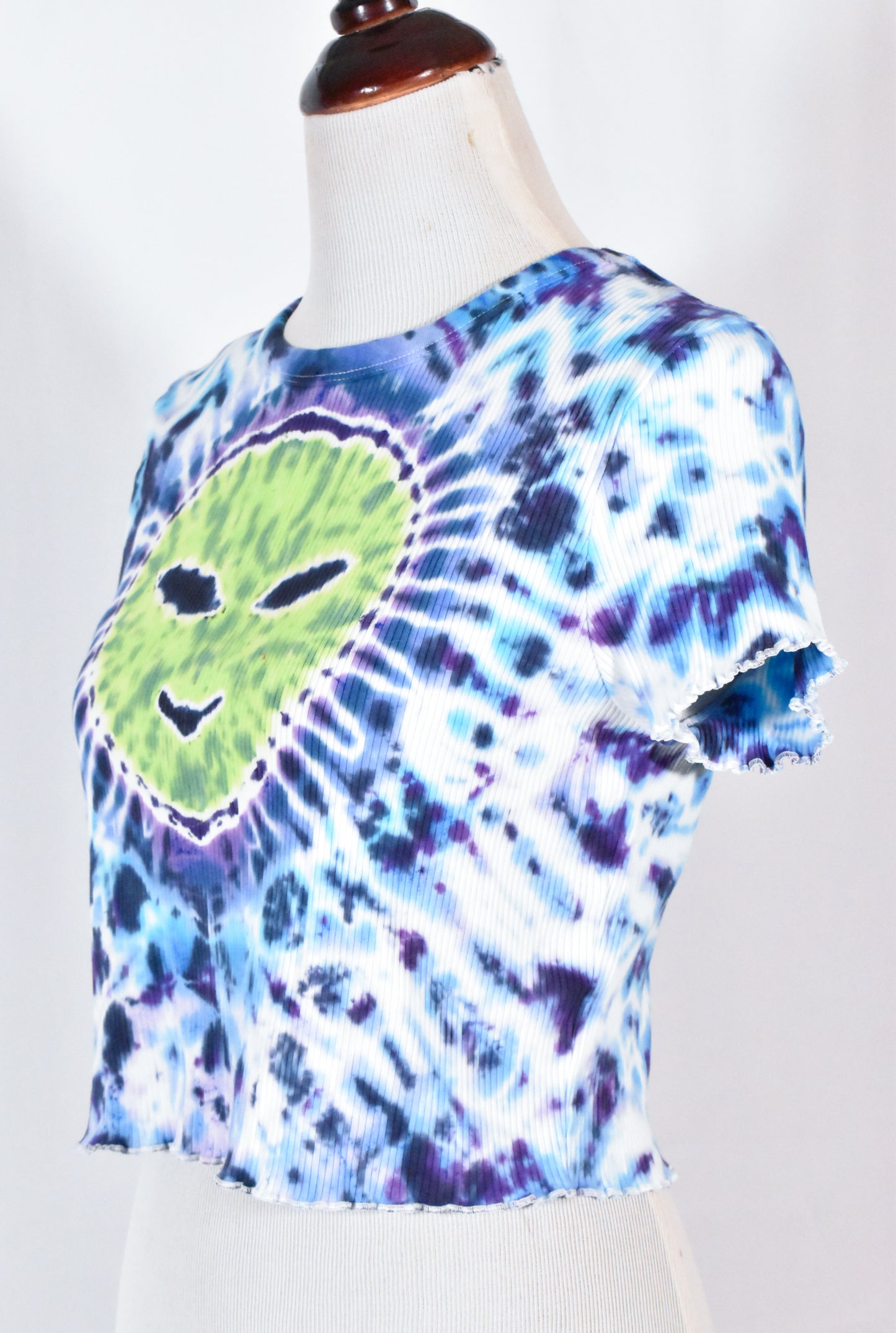 BEAM ME UP, Hottie UFO Alien Cotton Lettuce Edge Crop Tshirt Top size XL